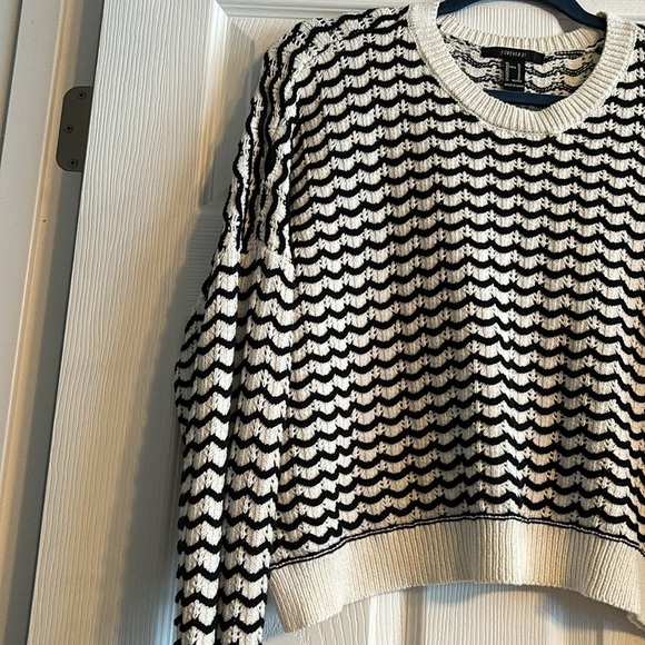 Knit black and white stripe sweater - Picture 2 of 5